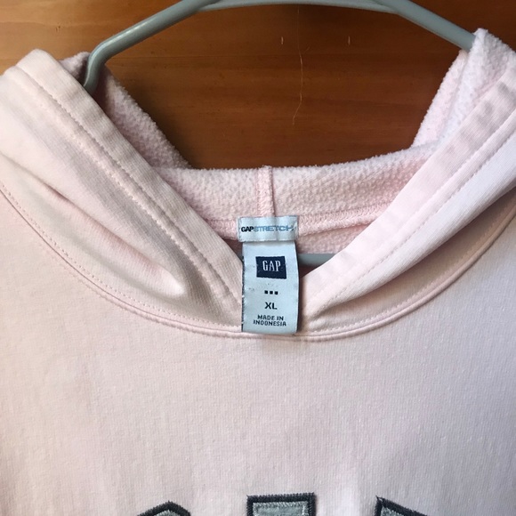 gap pink sweatshirt - Picture 2 of 3